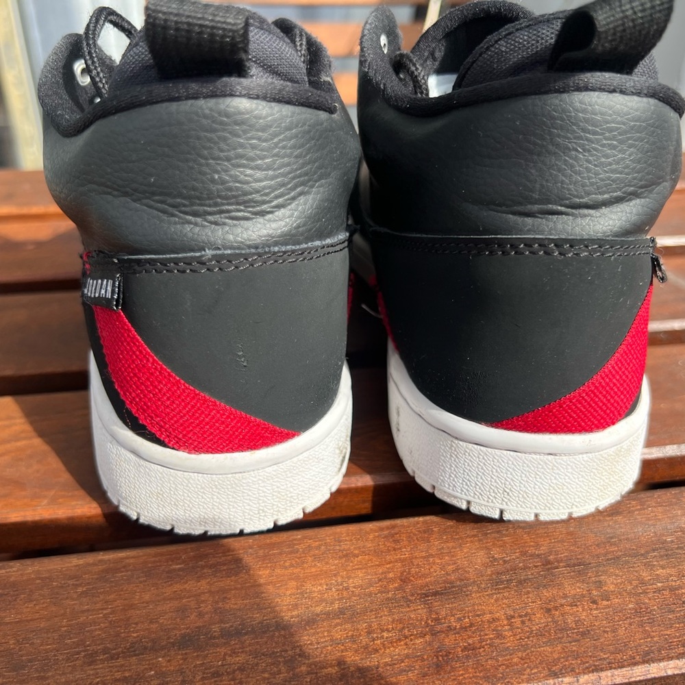 Shoes Jordan - Picture 3 of 3